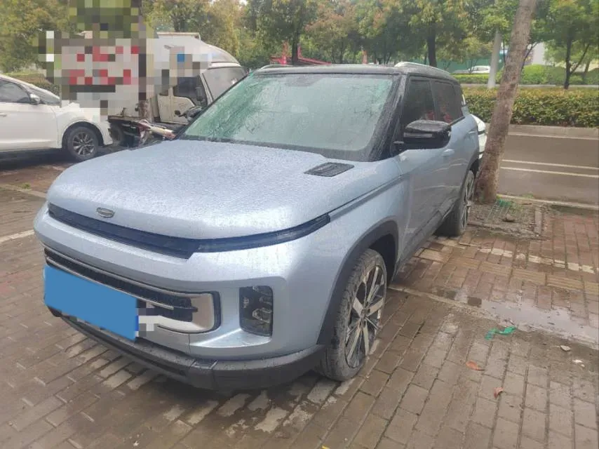 2023 Geely ICON 1.5T 181HP L4 7DCT,autocango,china used car exporter,china ev exporter,chinese used car exporter,chinese used ev exporter