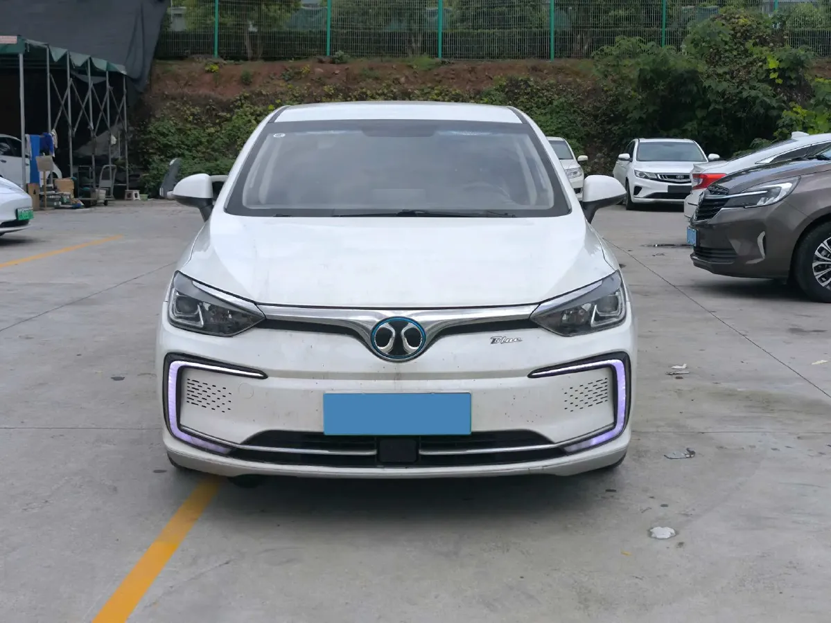 2018 BeiJing Auto EU5 BEV 53.66KWH,autocango,china used car exporter,china ev exporter,chinese used car exporter,chinese used ev exporter