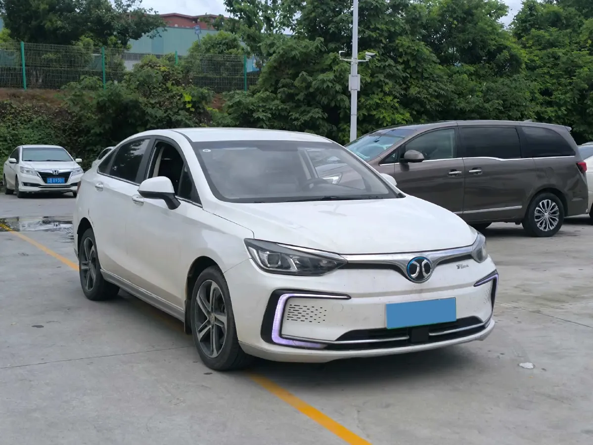 2018 BeiJing Auto EU5 BEV 53.66KWH,autocango,china used car exporter,china ev exporter,chinese used car exporter,chinese used ev exporter