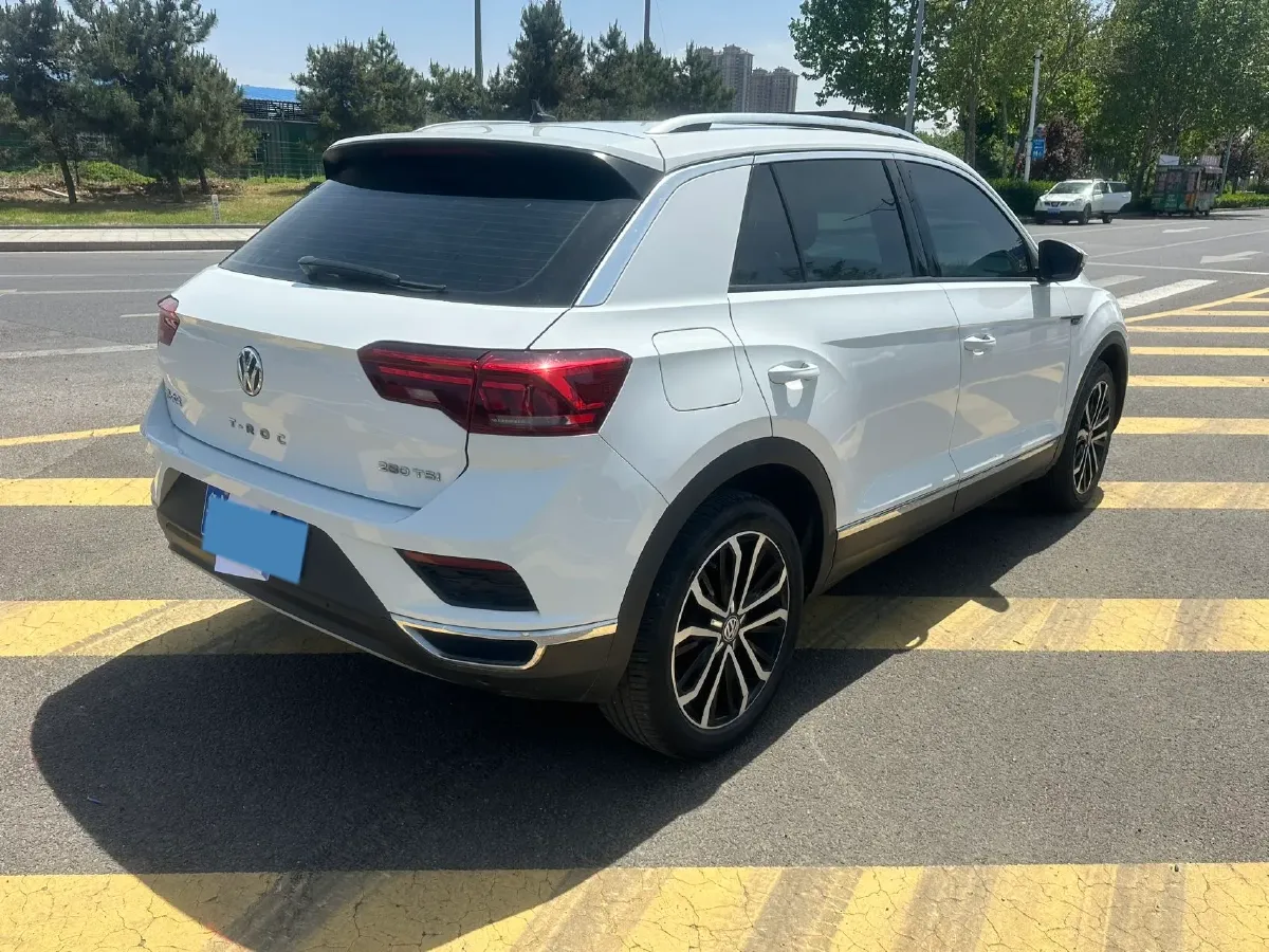 2020 Volkswagen T-Roc 1.4T 150HP L4 7DCT,autocango,china used car exporter,china ev exporter,chinese used car exporter,chinese used ev exporter