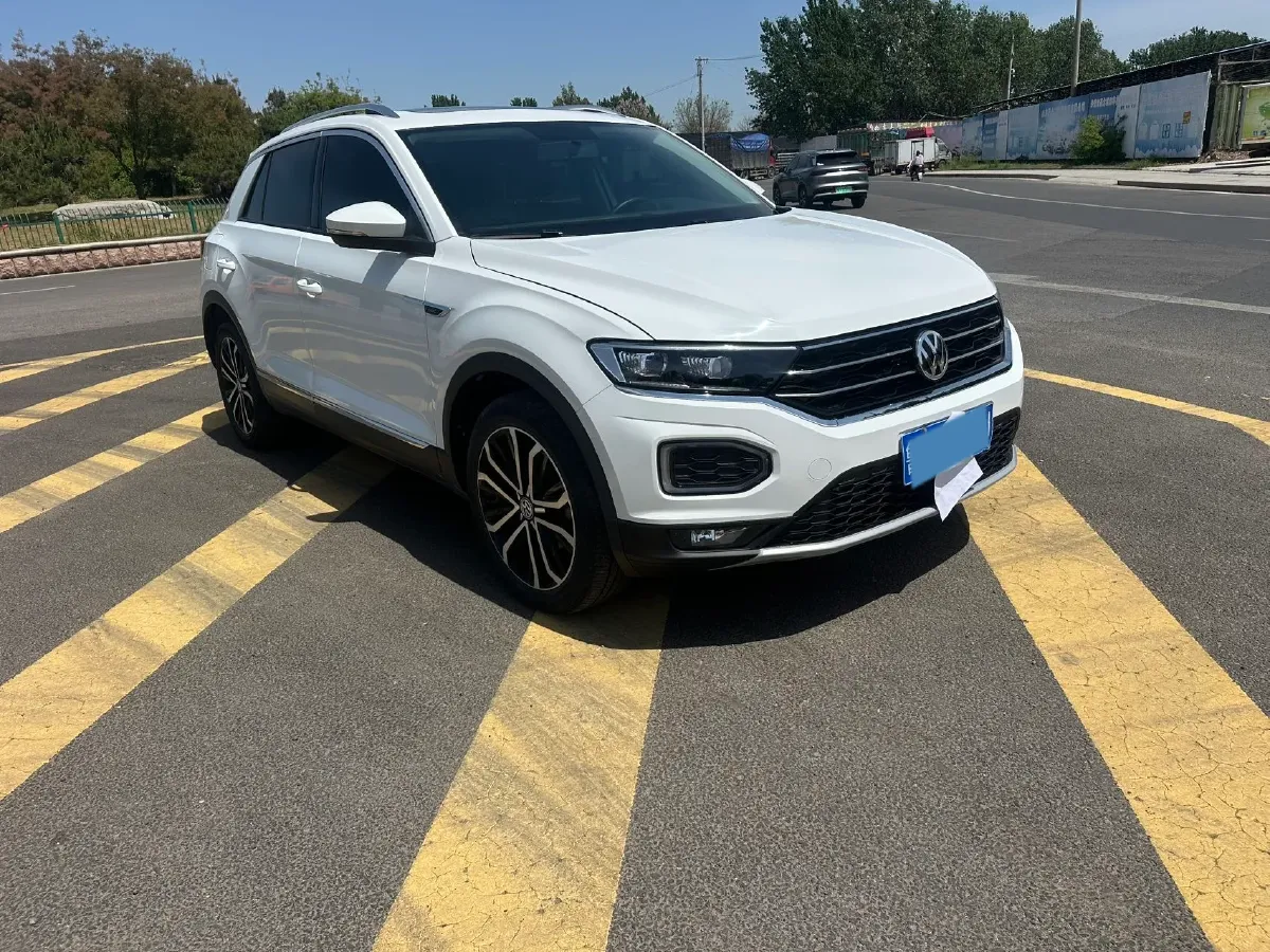2020 Volkswagen T-Roc 1.4T 150HP L4 7DCT,autocango,china used car exporter,china ev exporter,chinese used car exporter,chinese used ev exporter