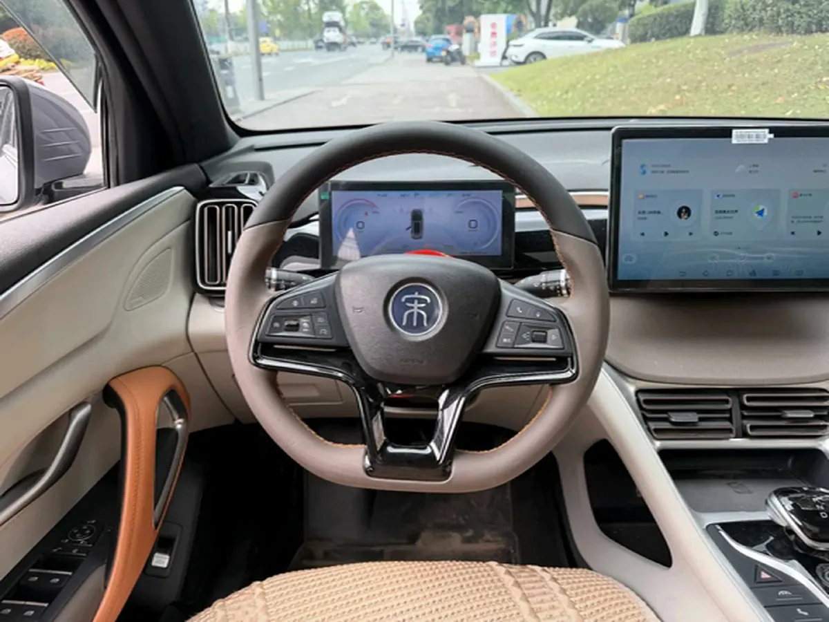 2022 Ruichi Auto EC31 BEV 41.932KWH,autocango,china used car exporter,china ev exporter,chinese used car exporter,chinese used ev exporter