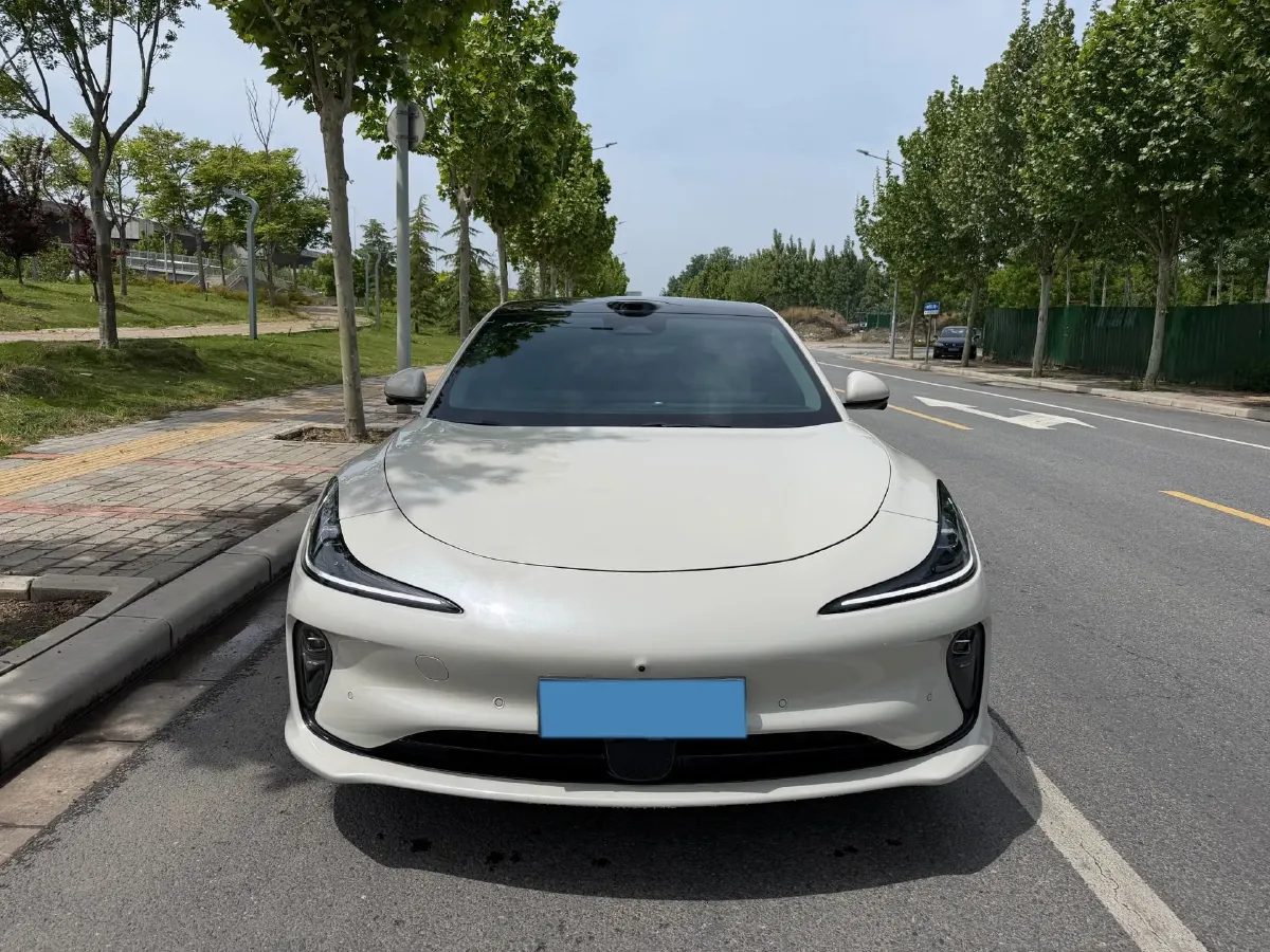 2025 IM L6 BEV,autocango,china used car exporter,china ev exporter,chinese used car exporter,chinese used ev exporter