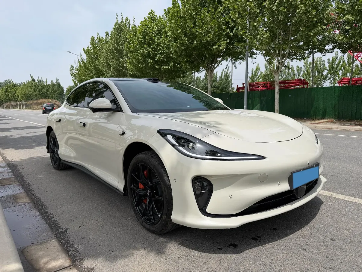 2025 IM L6 BEV,autocango,china used car exporter,china ev exporter,chinese used car exporter,chinese used ev exporter