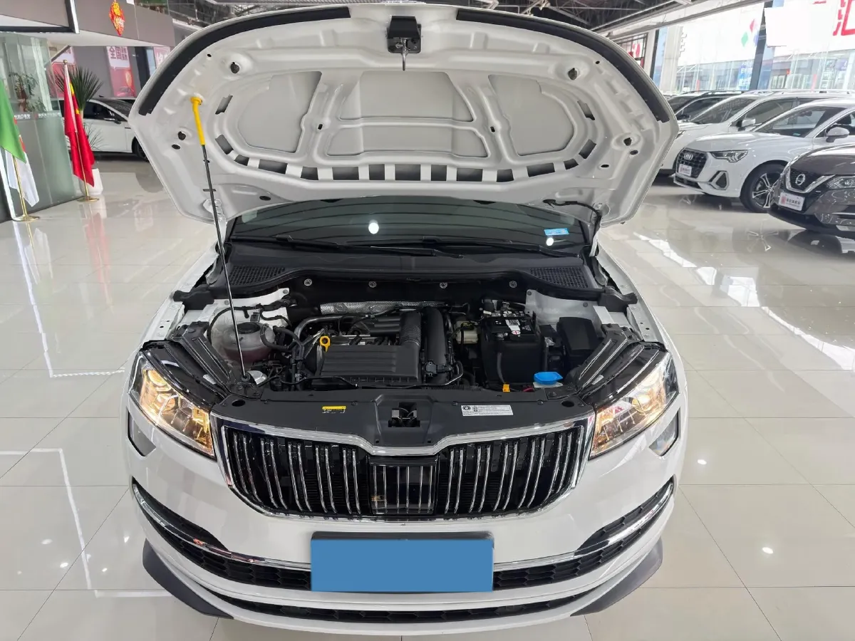 2022 Skoda Karoq 1.4T 150HP L4 7DCT,autocango,china used car exporter,china ev exporter,chinese used car exporter,chinese used ev exporter