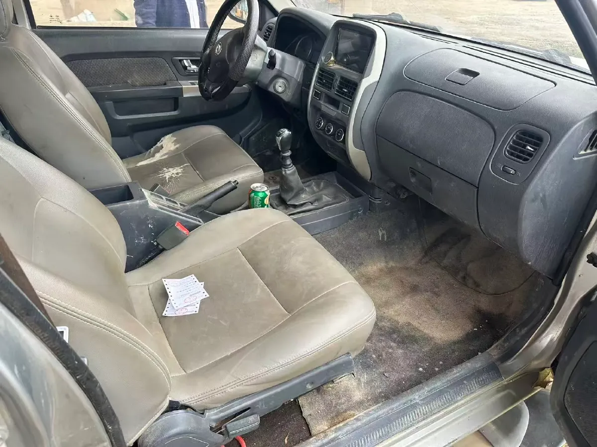 2017 Dongfeng RuiQi 2.5T 140HP L4 6MT,autocango,china used car exporter,china ev exporter,chinese used car exporter,chinese used ev exporter