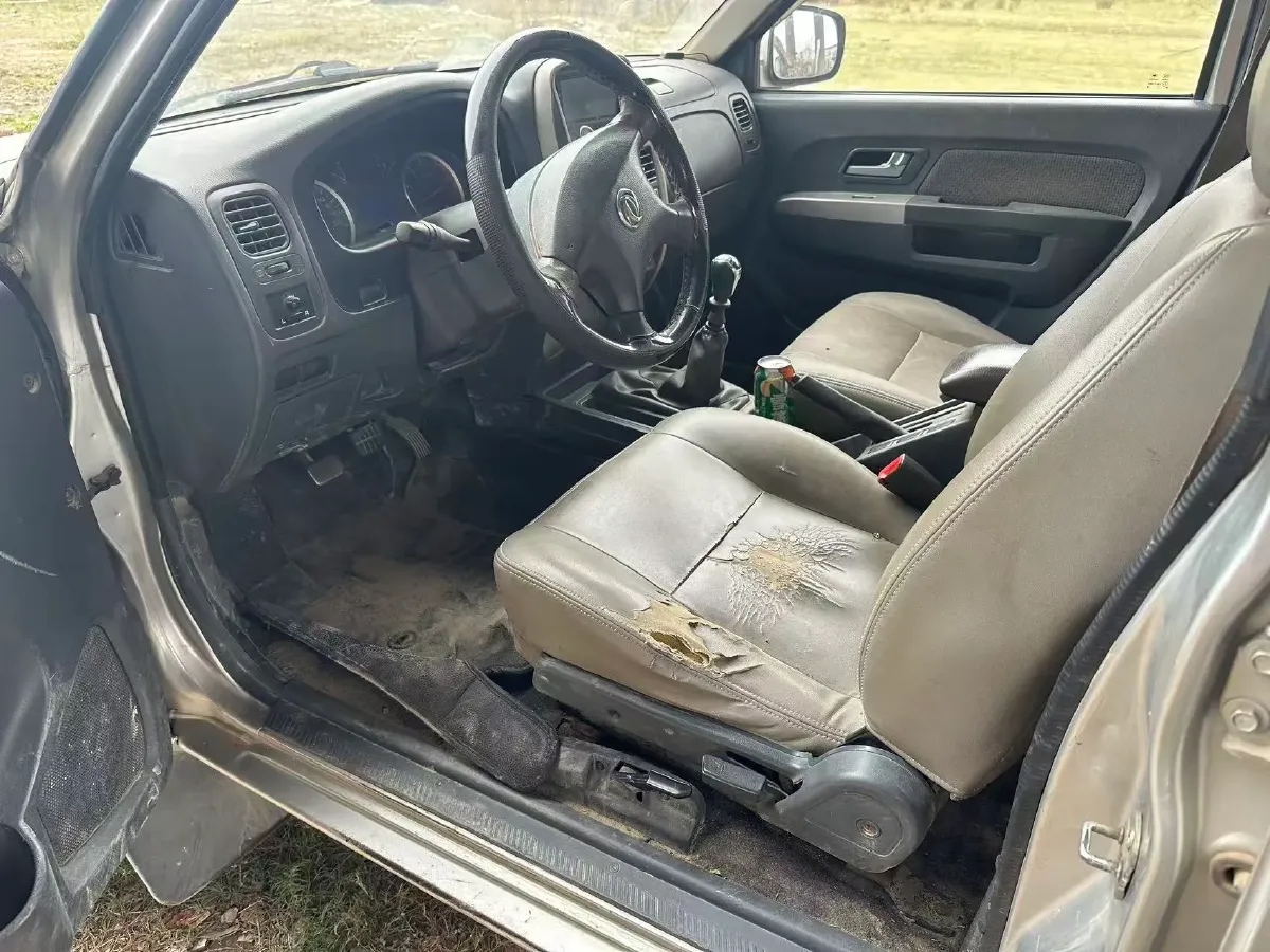 2017 Dongfeng RuiQi 2.5T 140HP L4 6MT,autocango,china used car exporter,china ev exporter,chinese used car exporter,chinese used ev exporter