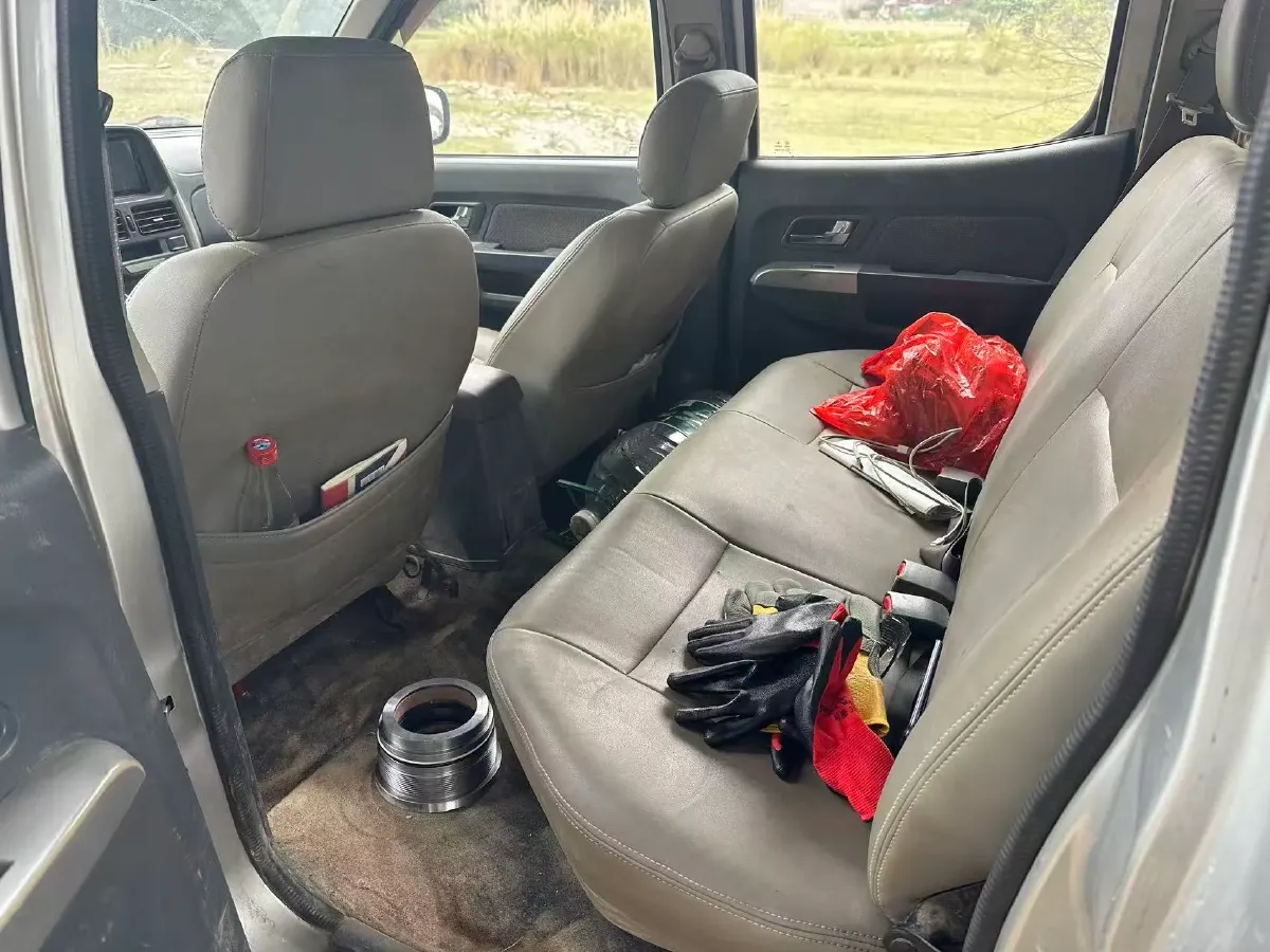 2017 Dongfeng RuiQi 2.5T 140HP L4 6MT,autocango,china used car exporter,china ev exporter,chinese used car exporter,chinese used ev exporter