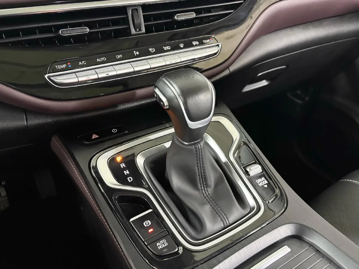 2021 GAC Trumpchi M6 1.5T 169HP L4 7DCT,autocango,china used car exporter,china ev exporter,chinese used car exporter,chinese used ev exporter