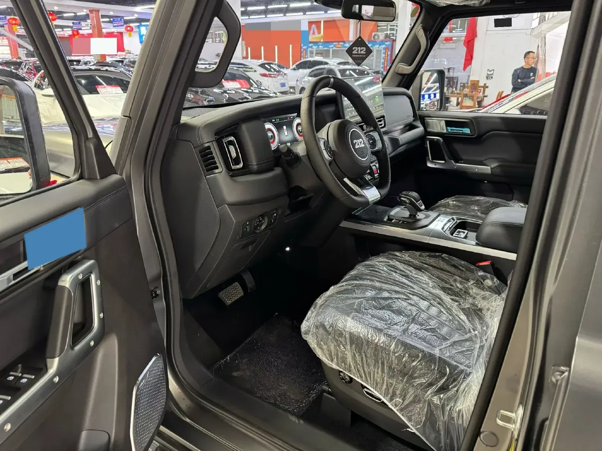 2024 212 212 T01 2.0T 252HP L4 8AT,autocango,china used car exporter,china ev exporter,chinese used car exporter,chinese used ev exporter