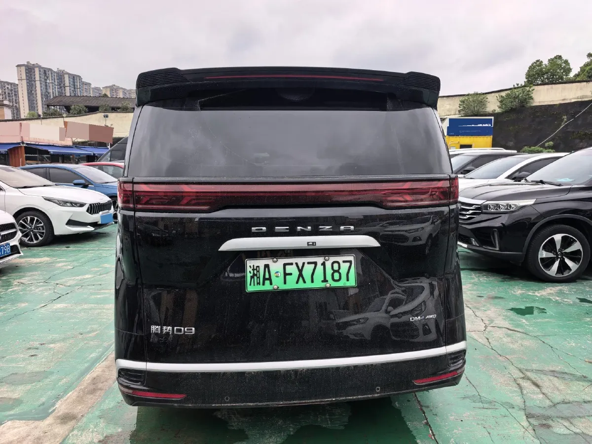 2024 Denza D9 1.5T 139HP L4 E-CVT PHEV 40KWH,autocango,china used car exporter,china ev exporter,chinese used car exporter,chinese used ev exporter