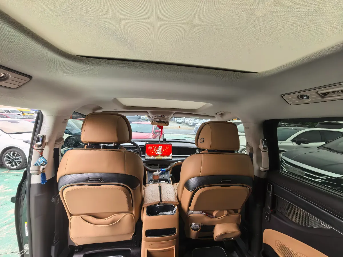 2024 Denza D9 1.5T 139HP L4 E-CVT PHEV 40KWH,autocango,china used car exporter,china ev exporter,chinese used car exporter,chinese used ev exporter