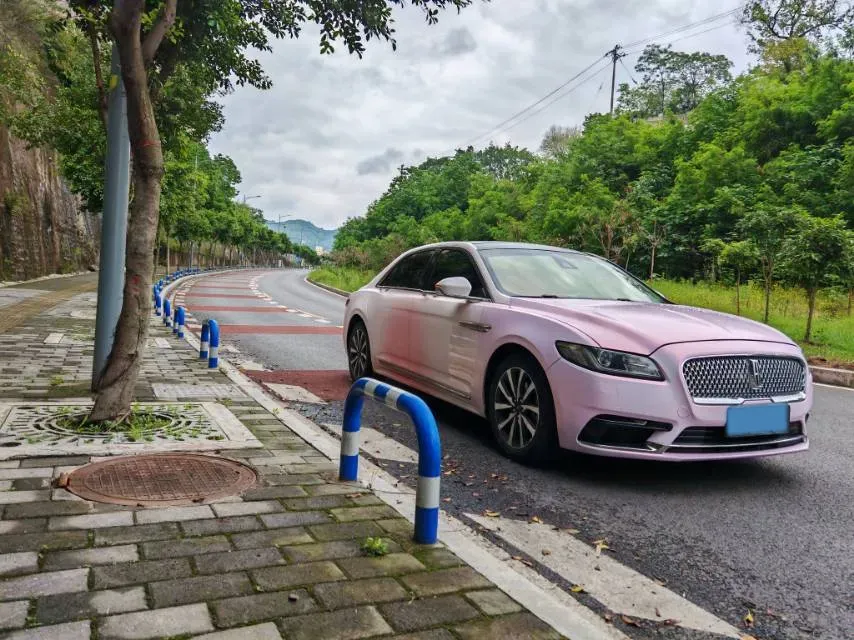 2017 Lincoln Continental 2.0T 261HP L4 6AT,autocango,china used car exporter,china ev exporter,chinese used car exporter,chinese used ev exporter