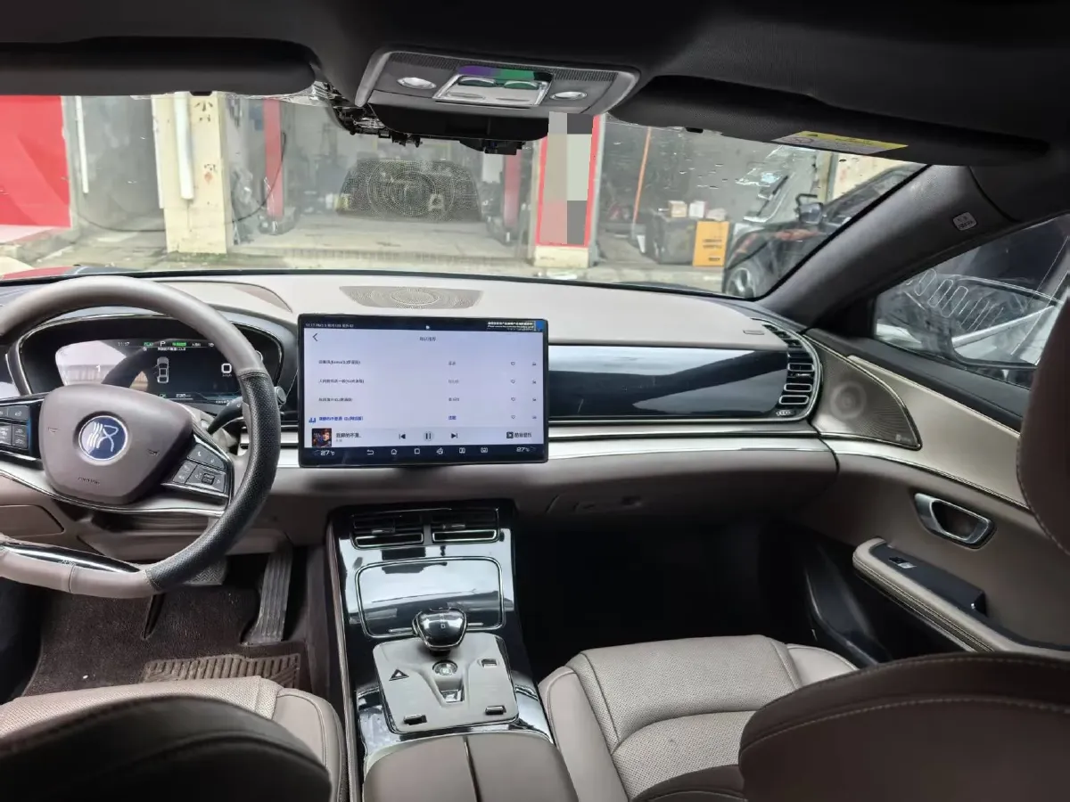 2021 BYD Han BEV 64.8KWH,autocango,china used car exporter,china ev exporter,chinese used car exporter,chinese used ev exporter