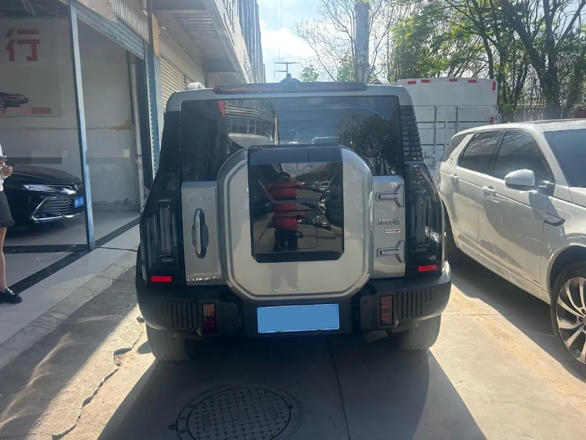 2023 Jetour Traveller 2.0T 254HP L4 7DCT,autocango,china used car exporter,china ev exporter,chinese used car exporter,chinese used ev exporter