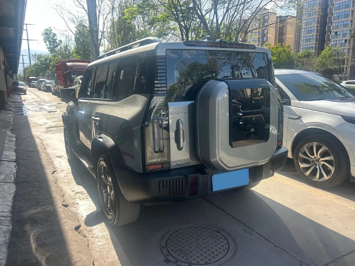 2023 Jetour Traveller 2.0T 254HP L4 7DCT,autocango,china used car exporter,china ev exporter,chinese used car exporter,chinese used ev exporter