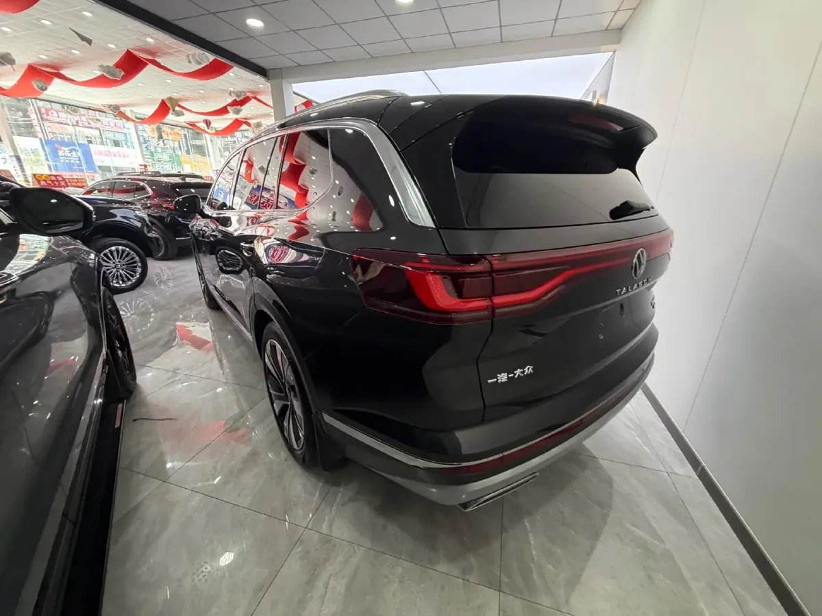 2022 Volkswagen Talagon 2.0T 220HP L4 7DCT,autocango,china used car exporter,china ev exporter,chinese used car exporter,chinese used ev exporter
