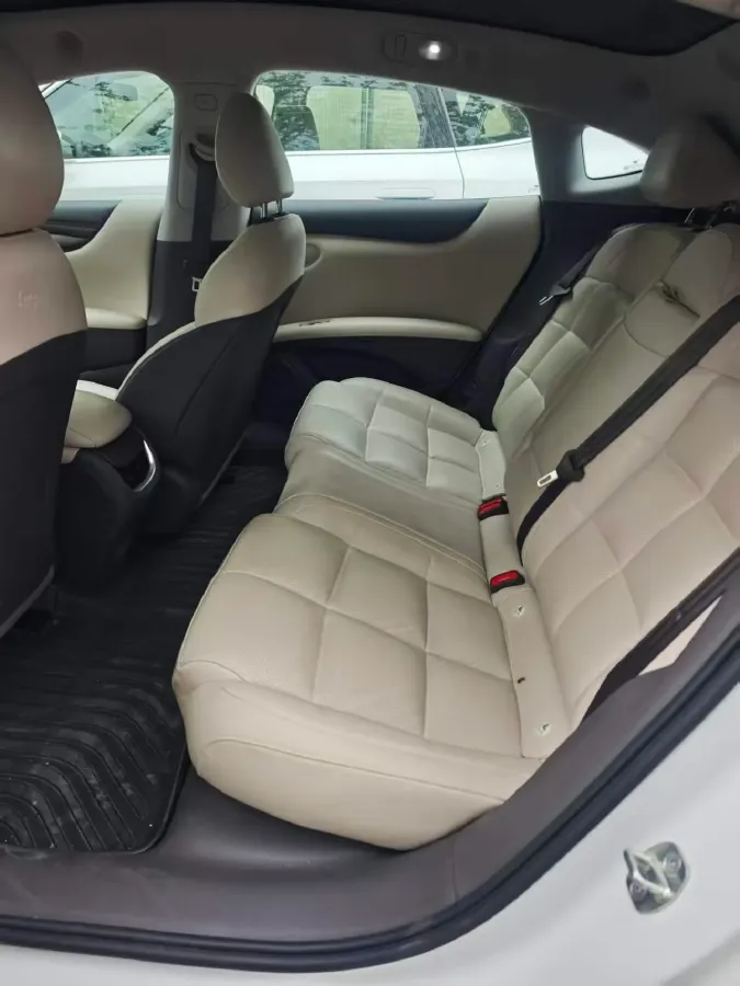 2024 IM L6 BEV 75KWH,autocango,china used car exporter,china ev exporter,chinese used car exporter,chinese used ev exporter