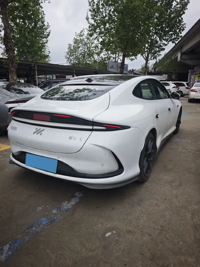 2024 IM L6 BEV 75KWH,autocango,china used car exporter,china ev exporter,chinese used car exporter,chinese used ev exporter