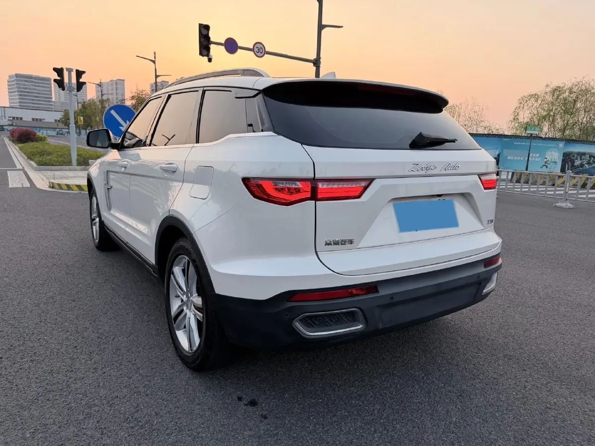 2017 Zotye T700 1.8T 177HP L4 6DCT,autocango,china used car exporter,china ev exporter,chinese used car exporter,chinese used ev exporter