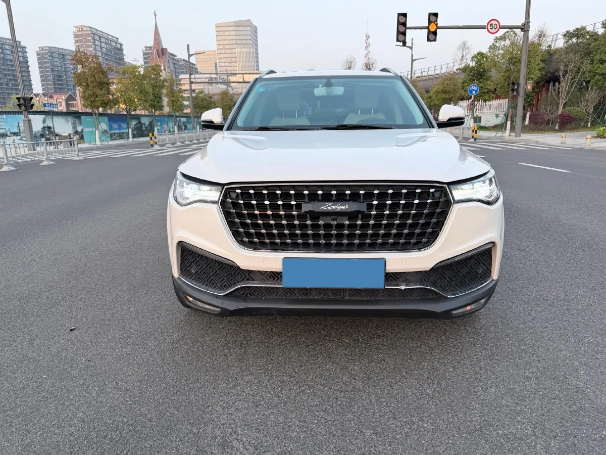 2017 Zotye T700 1.8T 177HP L4 6DCT,autocango,china used car exporter,china ev exporter,chinese used car exporter,chinese used ev exporter