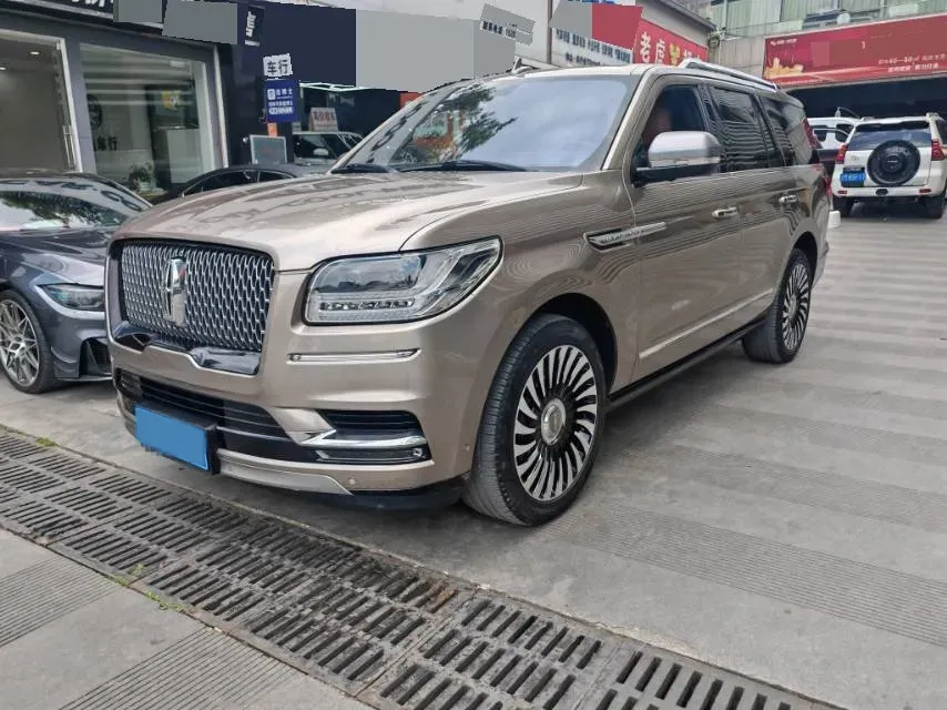 2018 Lincoln Navigator 3.5T 415HP V6 10AT,autocango,china used car exporter,china ev exporter,chinese used car exporter,chinese used ev exporter