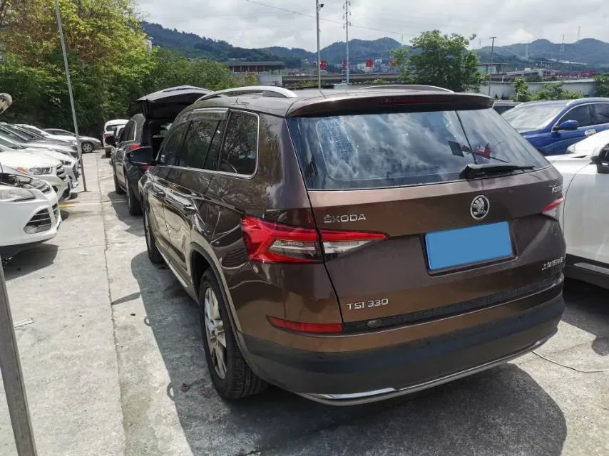 2017 Skoda Kodiak 1.8T 180HP L4 7DCT,autocango,china used car exporter,china ev exporter,chinese used car exporter,chinese used ev exporter