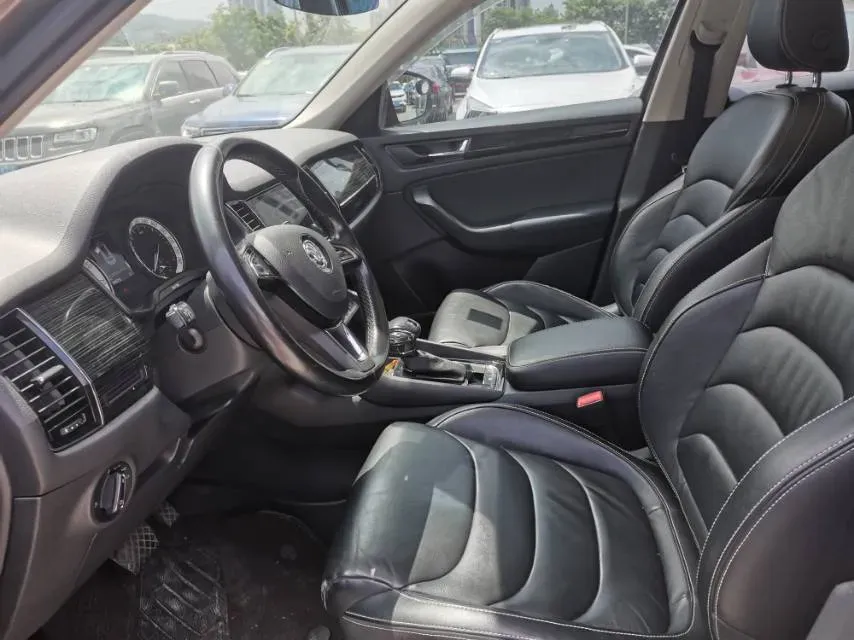2017 Skoda Kodiak 1.8T 180HP L4 7DCT,autocango,china used car exporter,china ev exporter,chinese used car exporter,chinese used ev exporter
