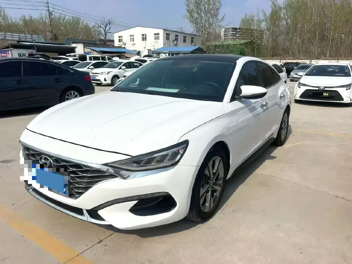 2021 Hyundai La Festa 1.6T 204HP L4 7DCT,autocango,china used car exporter,china ev exporter,chinese used car exporter,chinese used ev exporter