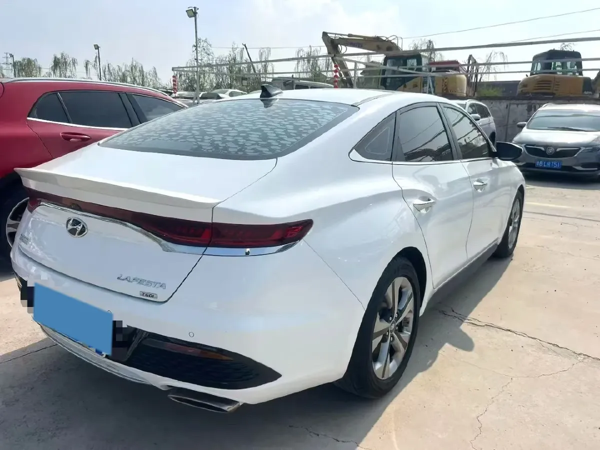 2021 Hyundai La Festa 1.6T 204HP L4 7DCT,autocango,china used car exporter,china ev exporter,chinese used car exporter,chinese used ev exporter