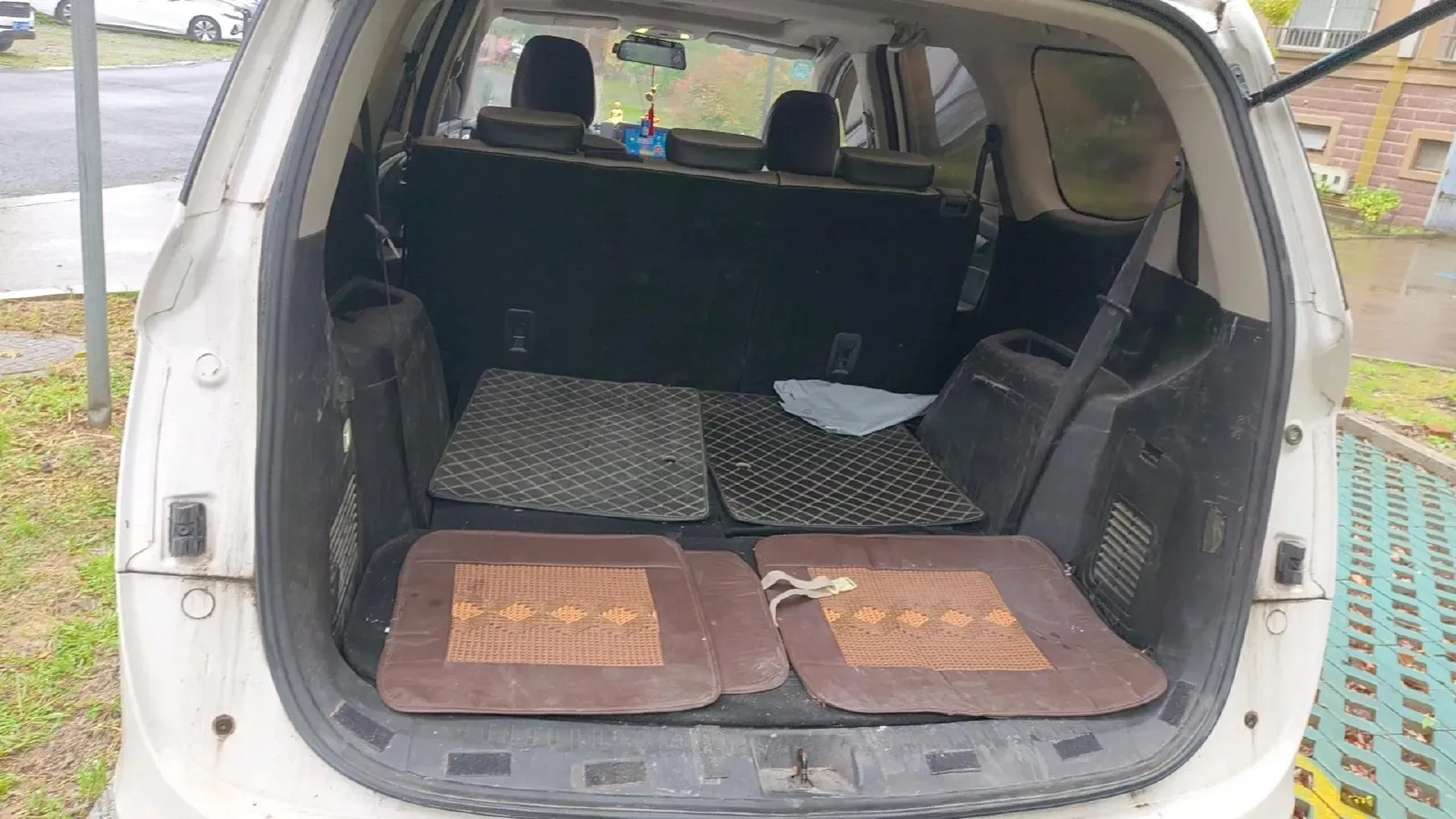 2019 BaoJun 730 1.5T 147HP L4 CVT,autocango,china used car exporter,china ev exporter,chinese used car exporter,chinese used ev exporter