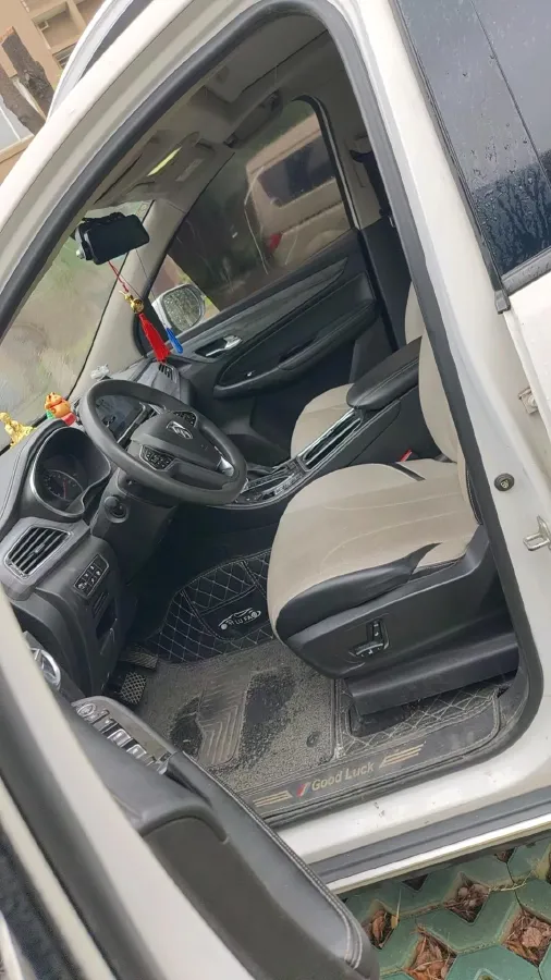 2019 BaoJun 730 1.5T 147HP L4 CVT,autocango,china used car exporter,china ev exporter,chinese used car exporter,chinese used ev exporter