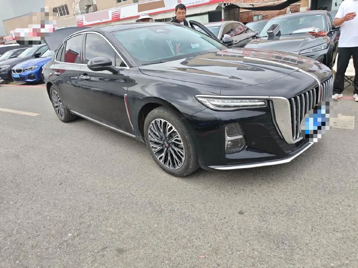 2025 HongQi H5 1.5T 169HP L4 1DHT Hybrid,autocango,china used car exporter,china ev exporter,chinese used car exporter,chinese used ev exporter