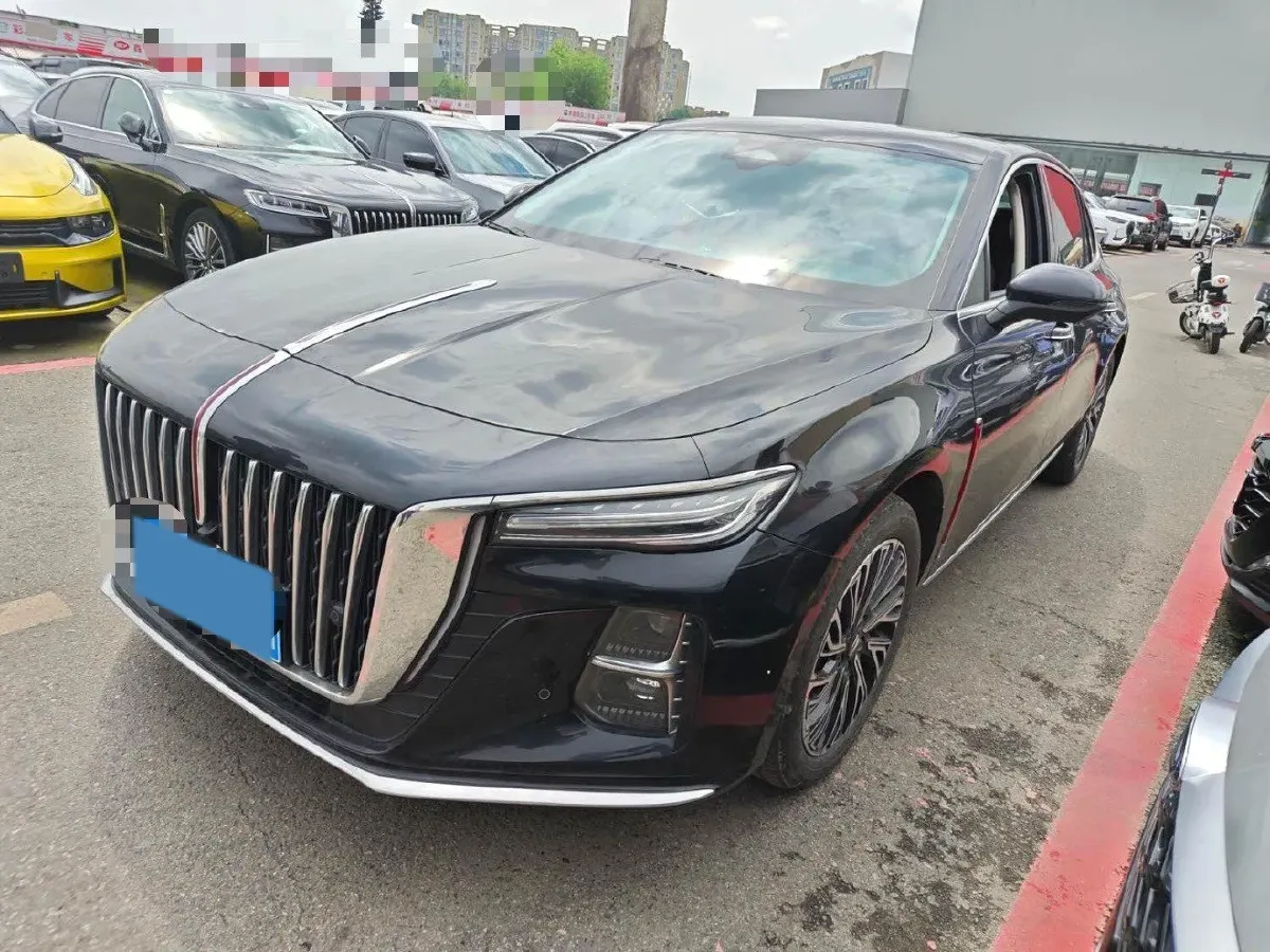 2025 HongQi H5 1.5T 169HP L4 1DHT Hybrid,autocango,china used car exporter,china ev exporter,chinese used car exporter,chinese used ev exporter