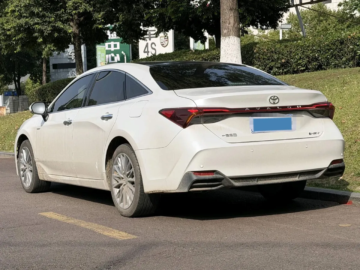 2024 Toyota Avalon 2.0L 152HP L4 E-CVT Hybrid,autocango,china used car exporter,china ev exporter,chinese used car exporter,chinese used ev exporter