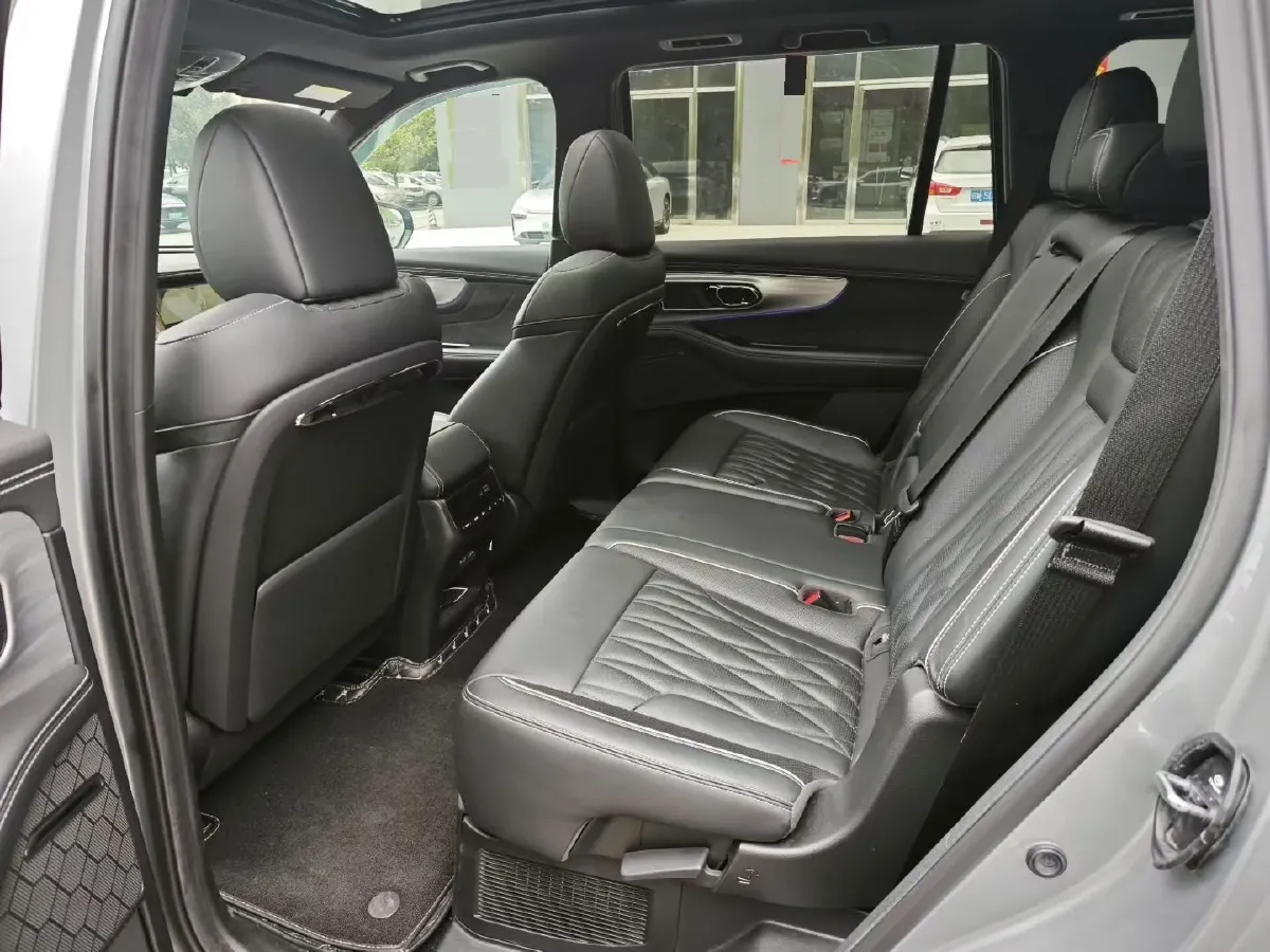 2022 GAC Trumpchi GS8 2.0T 190HP L4 E-CVT Hybrid,autocango,china used car exporter,china ev exporter,chinese used car exporter,chinese used ev exporter