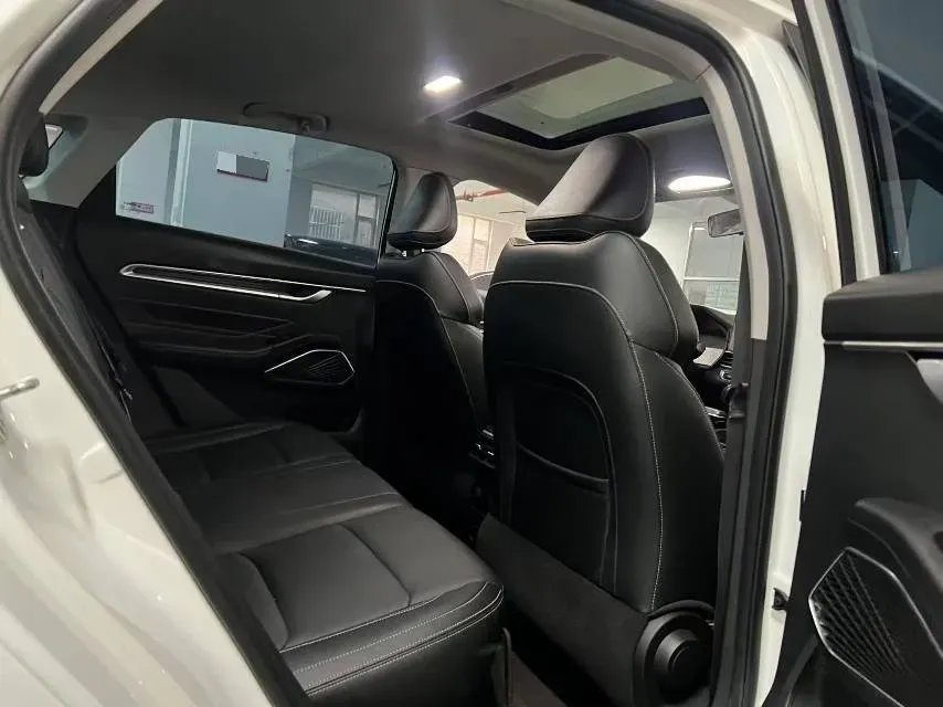 2022 Geely Emgrand 1.5L 114HP L4 CVT,autocango,china used car exporter,china ev exporter,chinese used car exporter,chinese used ev exporter