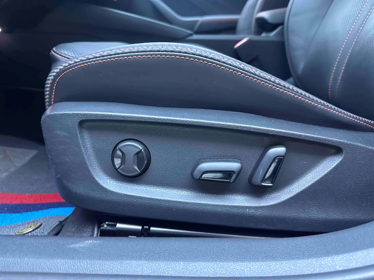 2021 Skoda Octavia 1.4T 150HP L4 7DCT,autocango,china used car exporter,china ev exporter,chinese used car exporter,chinese used ev exporter