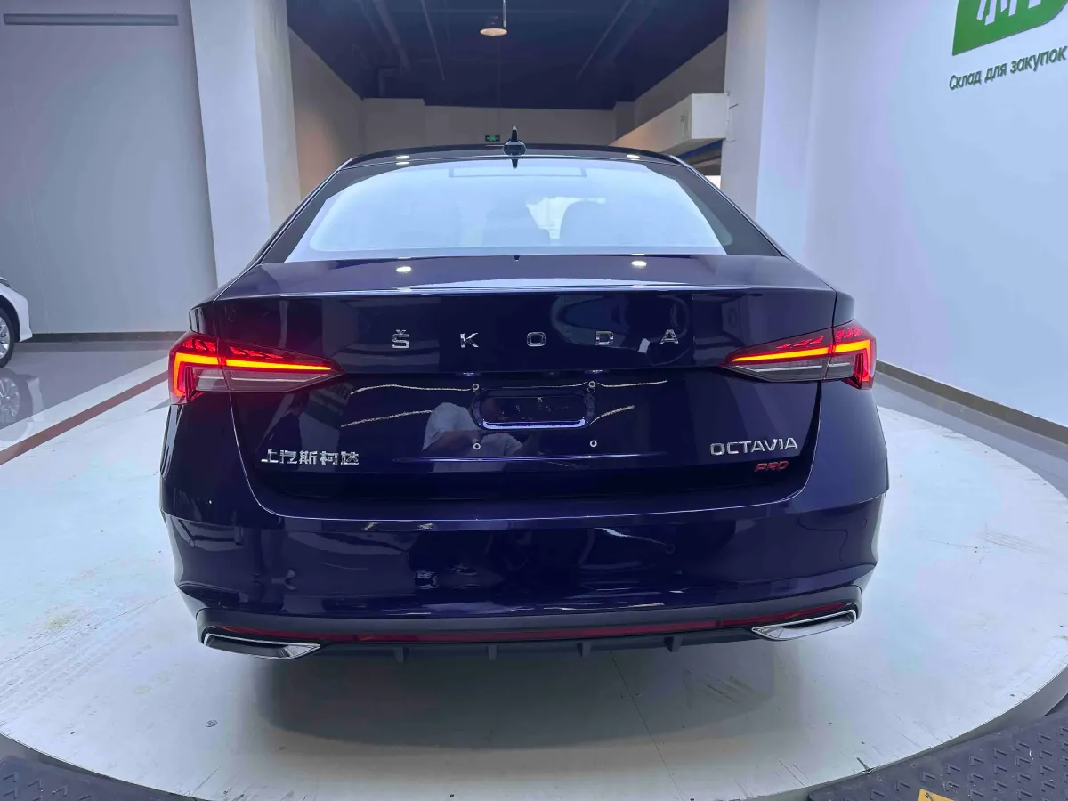 2021 Skoda Octavia 1.4T 150HP L4 7DCT,autocango,china used car exporter,china ev exporter,chinese used car exporter,chinese used ev exporter