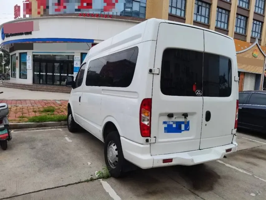 2018 MAXUS XinTu V80 2.5T 136HP L4 6MT,autocango,china used car exporter,china ev exporter,chinese used car exporter,chinese used ev exporter