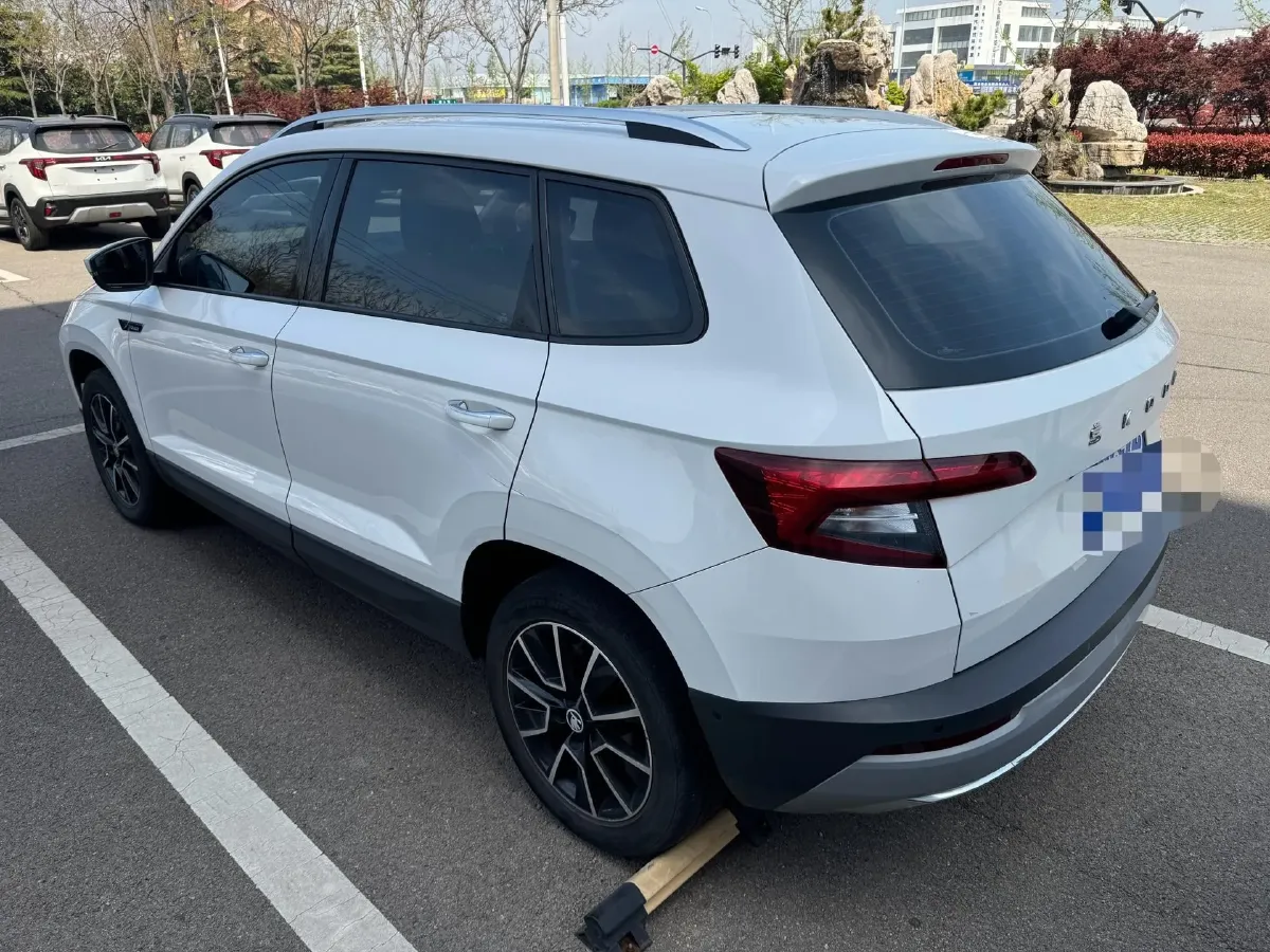 2020 Skoda Karoq 1.4T 150HP L4 7DCT,autocango,china used car exporter,china ev exporter,chinese used car exporter,chinese used ev exporter