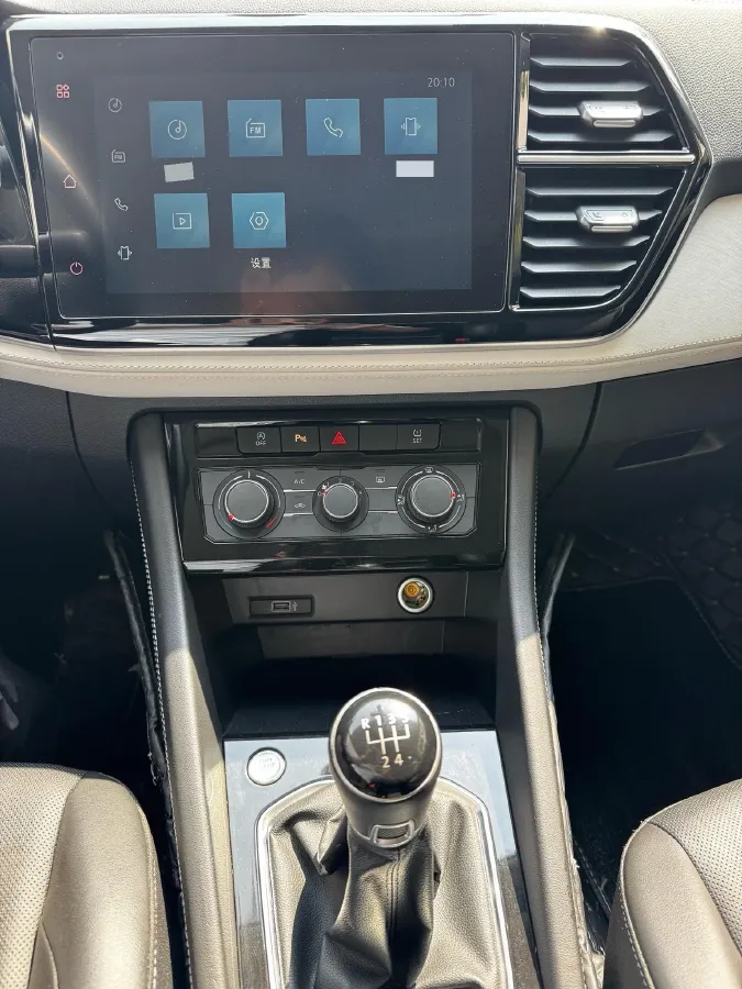 2022 Jetta VS5 1.4T 150HP L4 5MT,autocango,china used car exporter,china ev exporter,chinese used car exporter,chinese used ev exporter