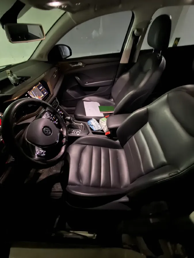 2019 MINI MINI 1.5T 102HP L3 7DCT,autocango,china used car exporter,china ev exporter,chinese used car exporter,chinese used ev exporter