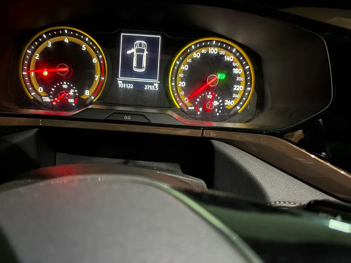 2019 MINI MINI 1.5T 102HP L3 7DCT,autocango,china used car exporter,china ev exporter,chinese used car exporter,chinese used ev exporter