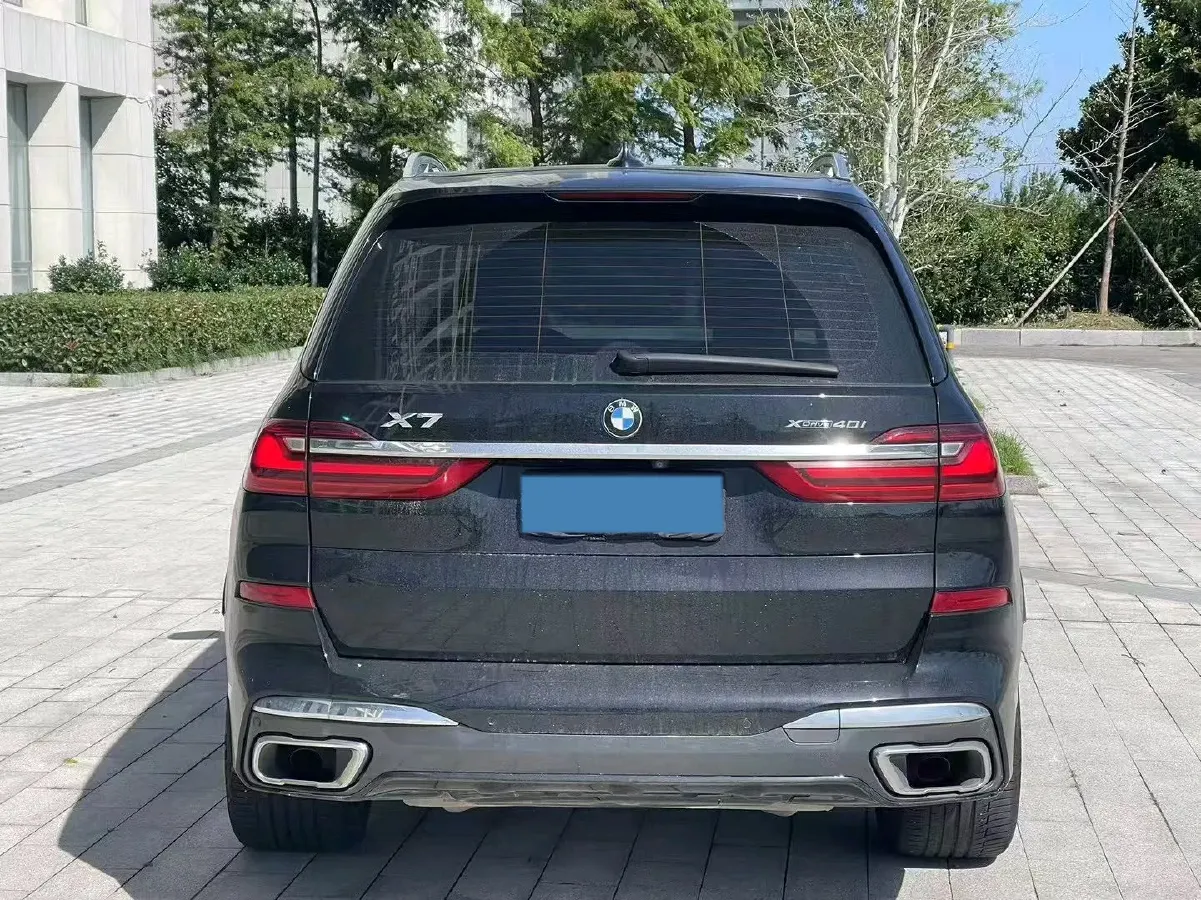 2021 BMW X7 3.0T 340HP L6 8AT,autocango,china used car exporter,china ev exporter,chinese used car exporter,chinese used ev exporter