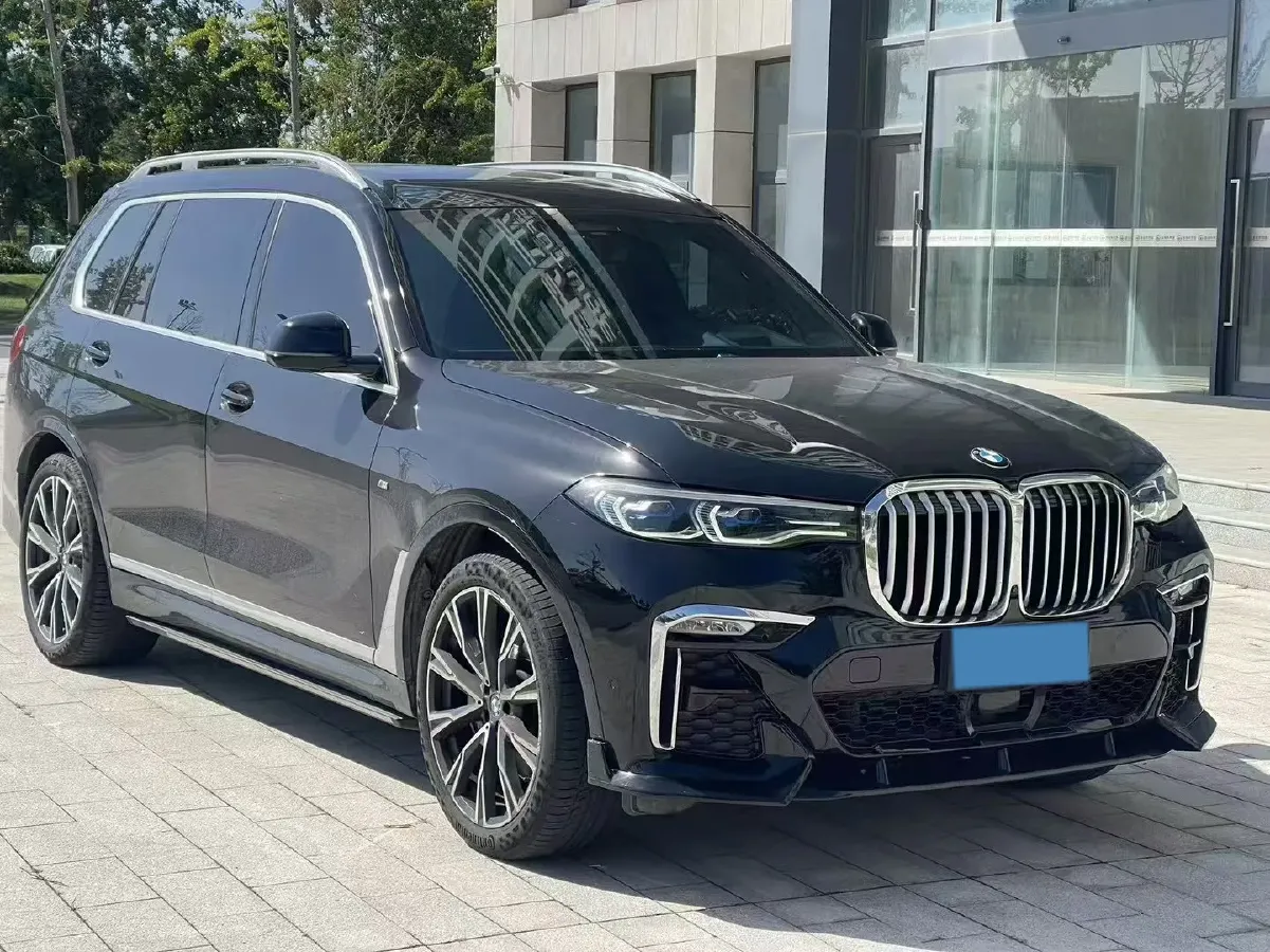 2021 BMW X7 3.0T 340HP L6 8AT,autocango,china used car exporter,china ev exporter,chinese used car exporter,chinese used ev exporter