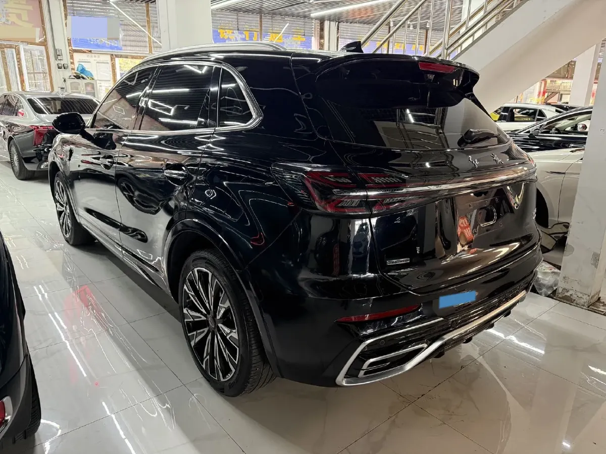 2025 HongQi HS5 2.0T 252HP L4 8AT,autocango,china used car exporter,china ev exporter,chinese used car exporter,chinese used ev exporter