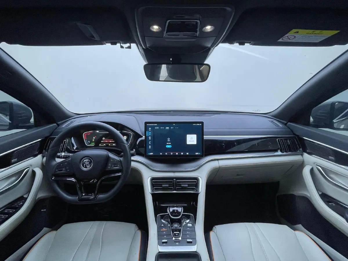 2021 Geely JiaJi 1.5T 177HP L3 7DCT PHEV 11.3KWH,autocango,china used car exporter,china ev exporter,chinese used car exporter,chinese used ev exporter