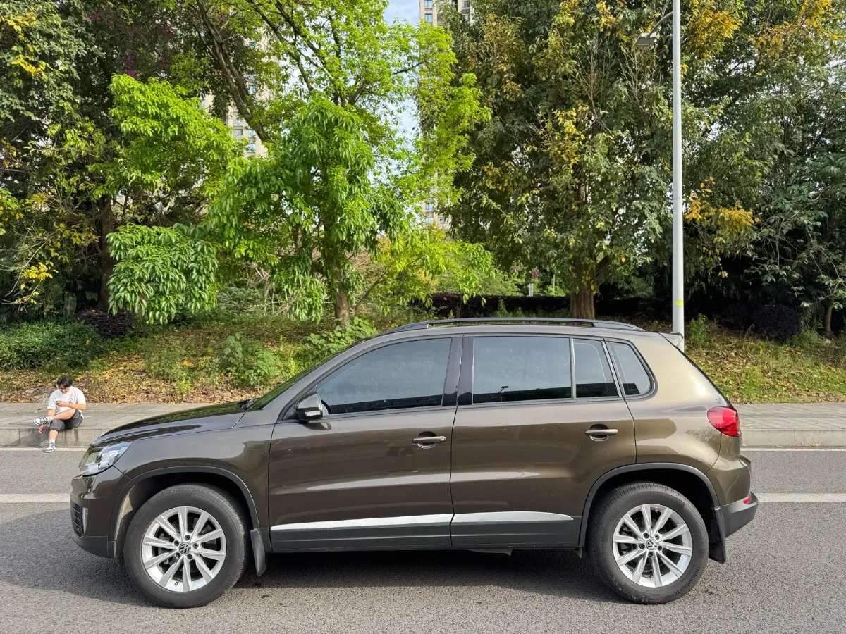 2017 Haval H9 2.0T 190HP L4 8AT,autocango,china used car exporter,china ev exporter,chinese used car exporter,chinese used ev exporter