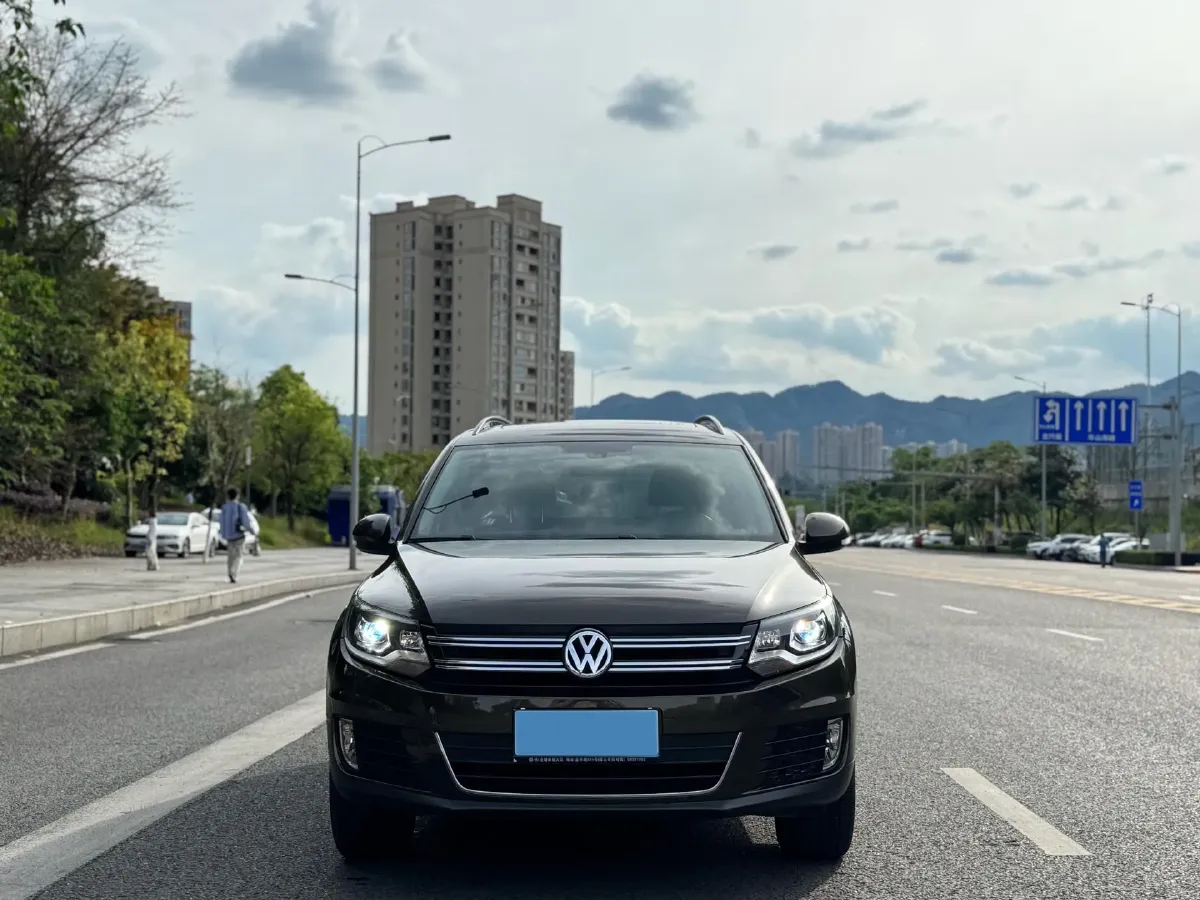 2017 Haval H9 2.0T 190HP L4 8AT,autocango,china used car exporter,china ev exporter,chinese used car exporter,chinese used ev exporter